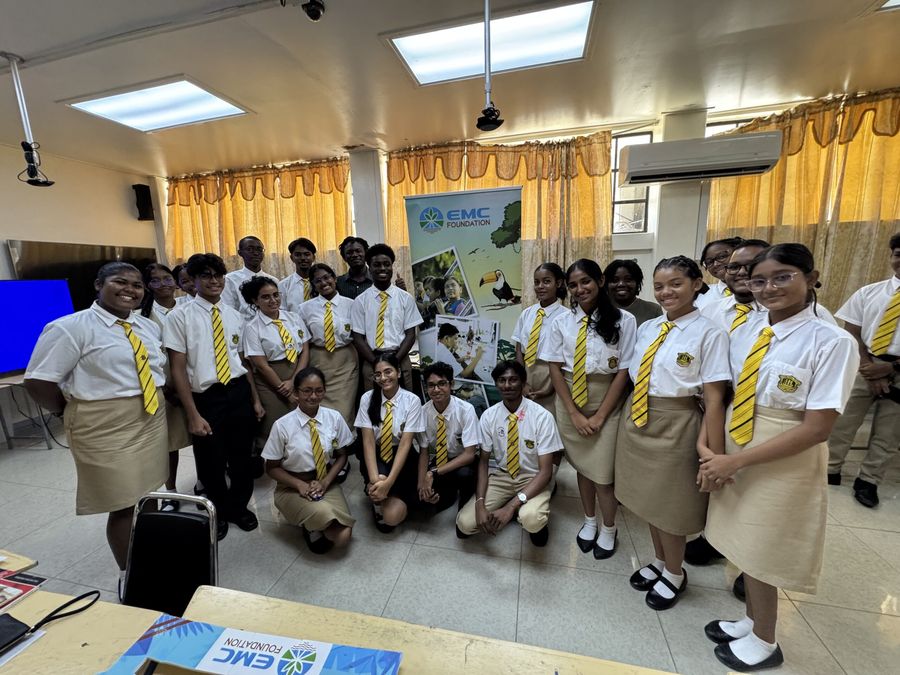 Members of the Queen’s College during their EMC Foundation visit